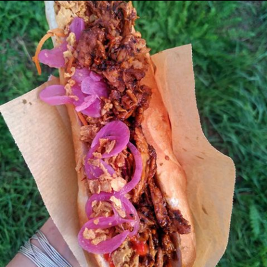 Sandwich pulledpork vegan chez Paradise foodtruck à Strasbourg